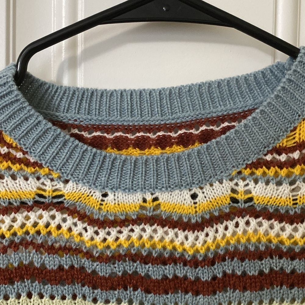 SHEIN Yellow and BlueCrew Neck Sweater with Geometric Patterns - Picture 3 of 6